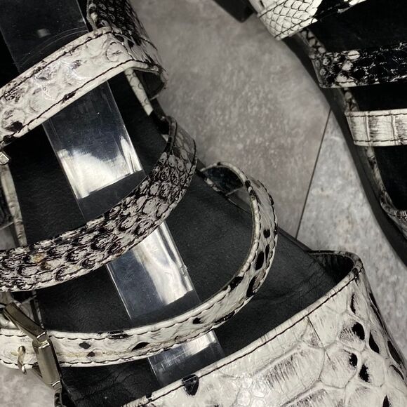 Asos Snakeskin Point Toe 3 Buckle Strap Flats Size 7 - Picture 3 of 7